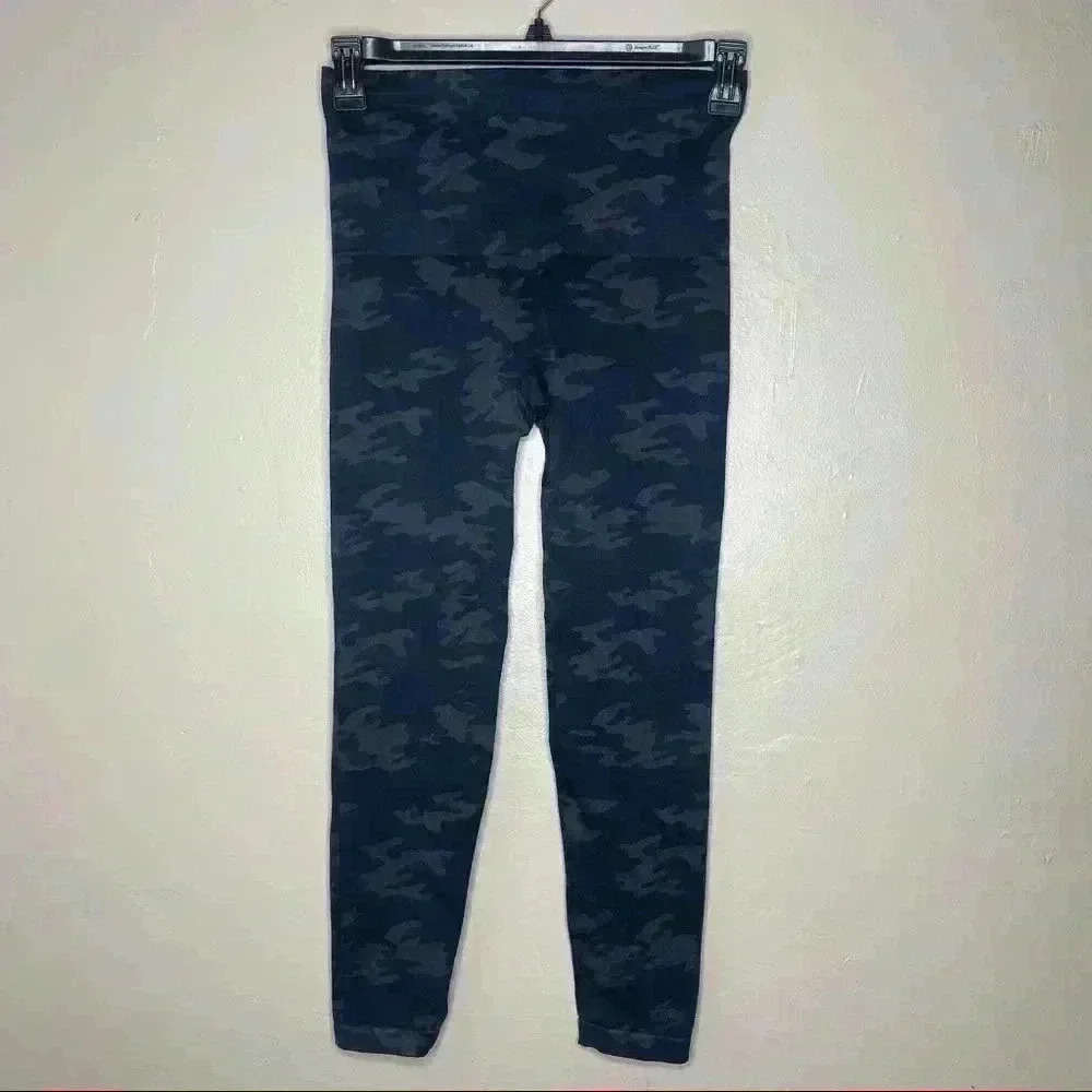 Spanx Look At Me Now Seamless Leggings Sz XL
